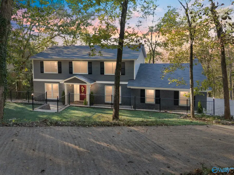 1803 Mountainbrook Drive, Huntsville, AL 35801 - #3