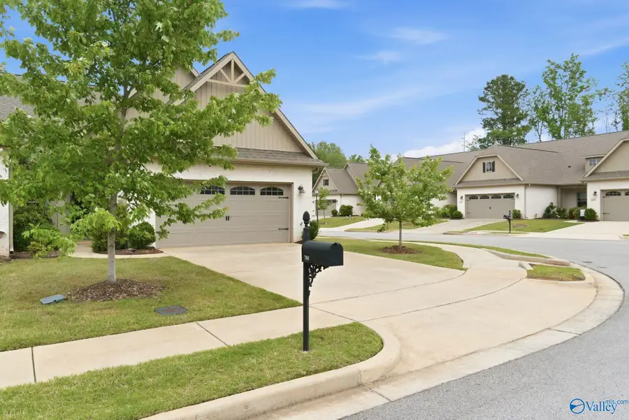 700 Rivulet Drive Sw, Huntsville, AL 35824 - #3