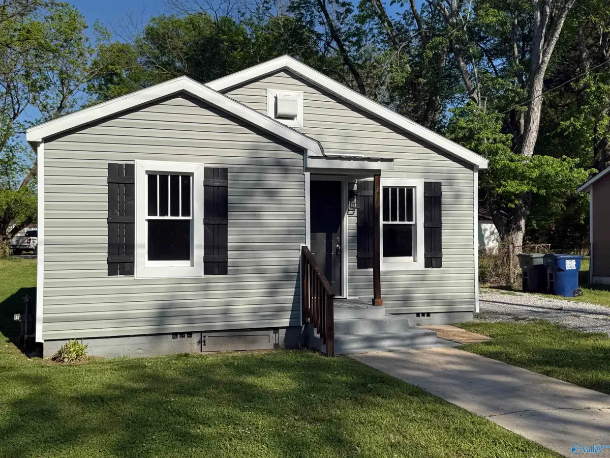 2614 Huntsville Street Nw, Huntsville, AL 35811 - #1