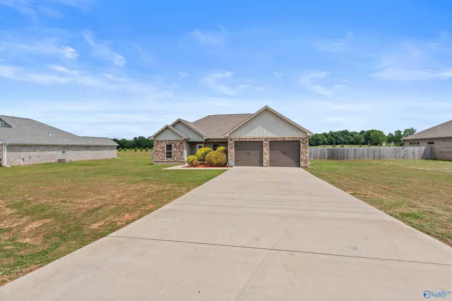 15122 Blackburn Road, Athens, AL 35611 - #2