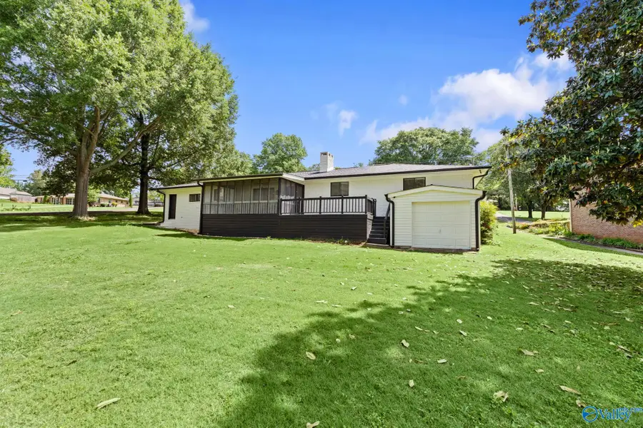 6304 Spring Creek Drive, Guntersville, AL 35976 - #3