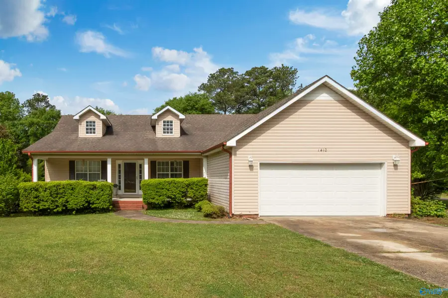 1410 Ponderosa Avenue, Albertville, AL 35950 - #2
