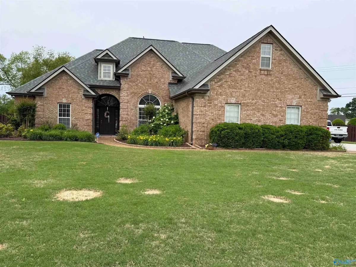 25166 Castlebury Drive, Athens, AL 35613 - #1