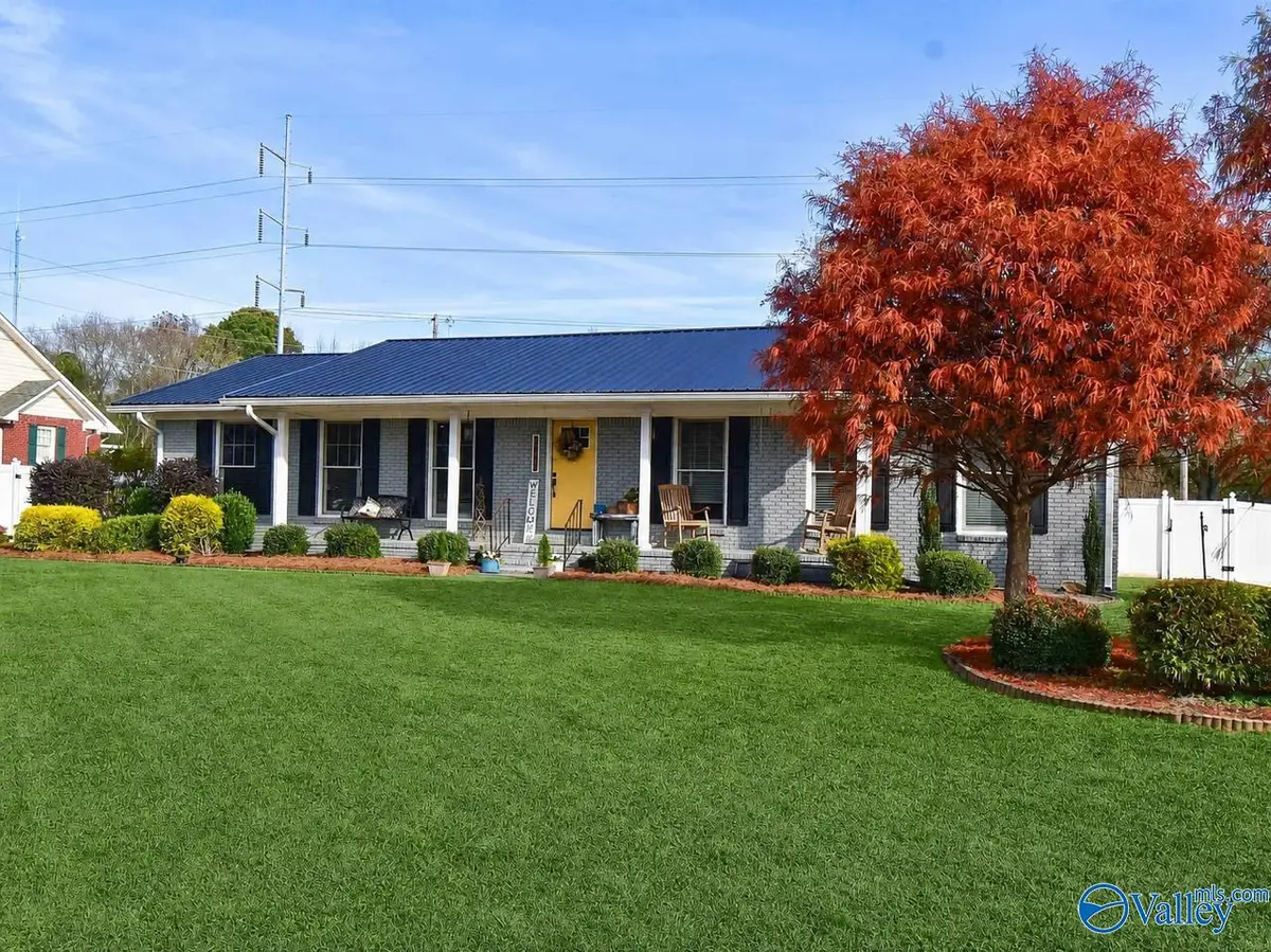 1840 Sheila Avenue Nw, Cullman, AL 35055 - #1