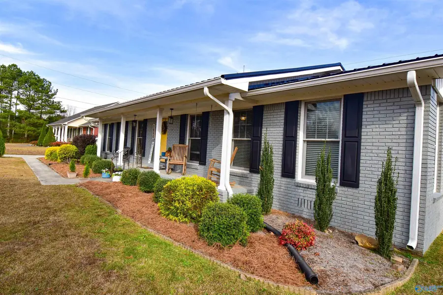1840 Sheila Avenue Nw, Cullman, AL 35055 - #2