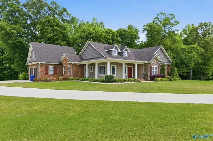 175 Glenview Drive, Albertville, AL 35950 - #2