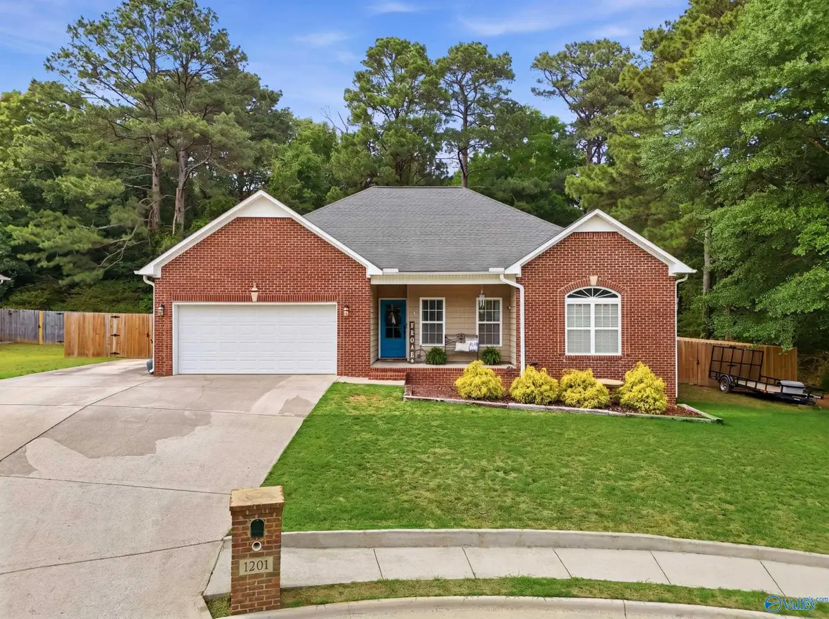 1201 Hunter Lane Sw, Hartselle, AL 35640 - #1