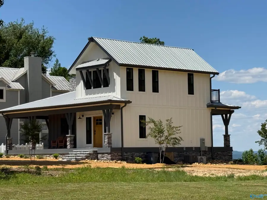 208 Woolum Street, Pisgah, AL 35765 - #2