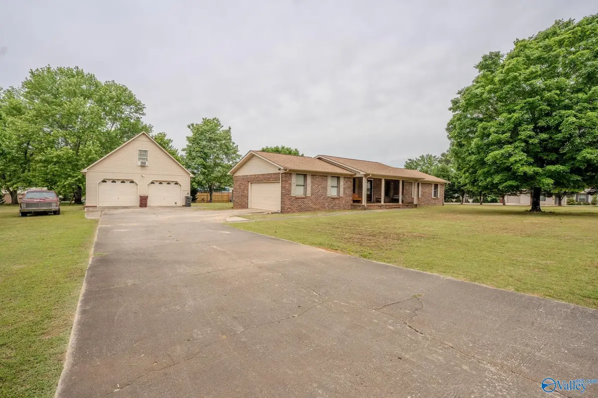 26477 Branch Road, Athens, AL 35613 - #1
