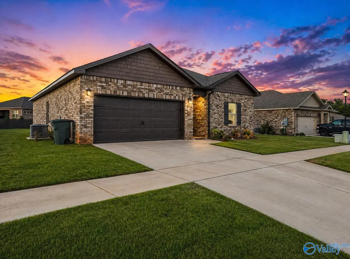 6578 Moon Crest Lane Nw, Huntsville, AL 35806 - #1