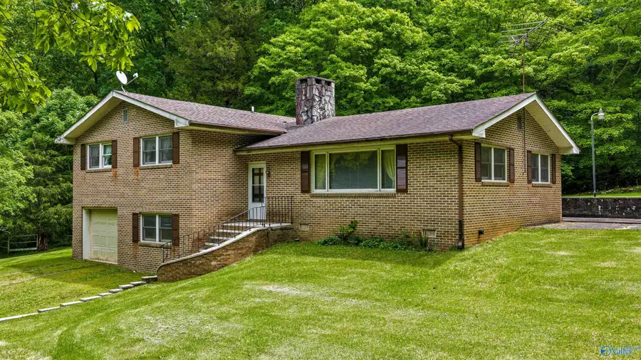 4501 Hixon Road Nw, Fort Payne, AL 35967 - #3