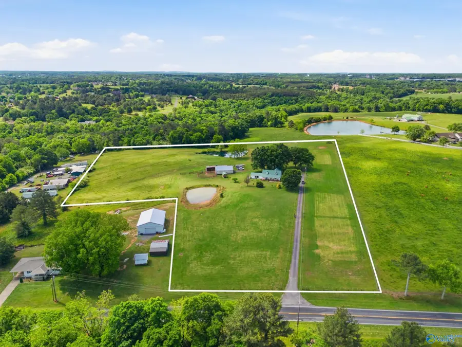 3305 Hustleville Road, Albertville, AL 35951 - #2