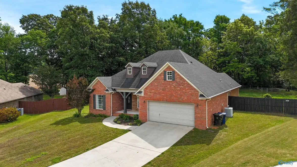 146 Bucks Pocket Drive, New Market, AL 35761 - #1