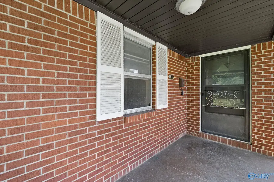 1616 Chestnut Street, Decatur, AL 35601 - #3