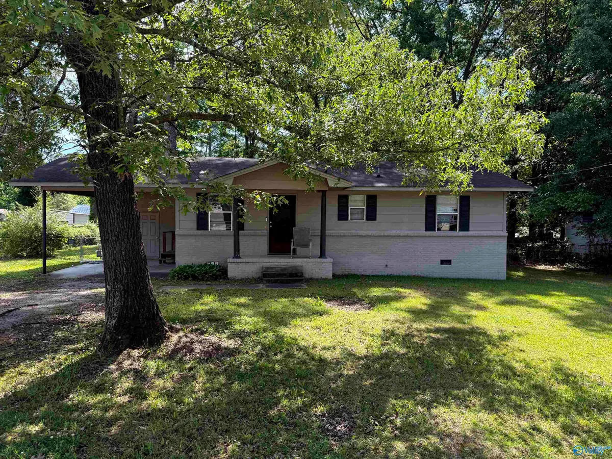 1802 Emanuel Avenue, Gadsden, AL 35904 - #1