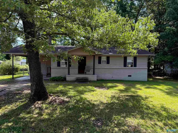1802 Emanuel Avenue, Gadsden, AL 35904