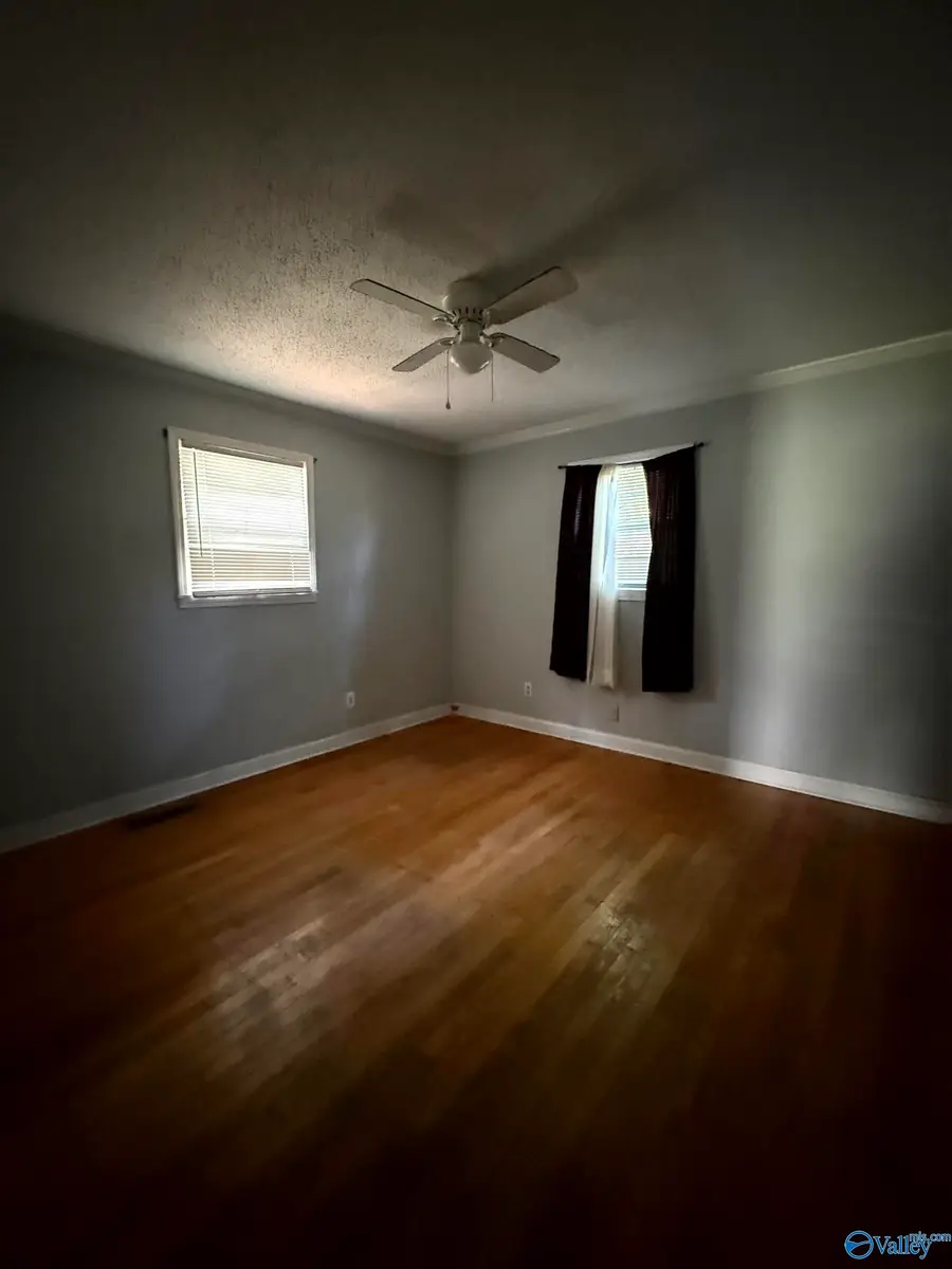 1802 Emanuel Avenue, Gadsden, AL 35904 - #3
