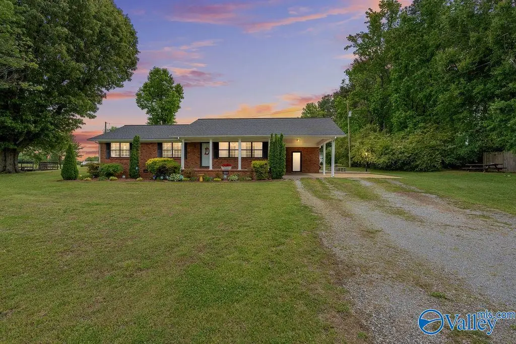 523 Bluff Road, Section, AL 35771 - #1