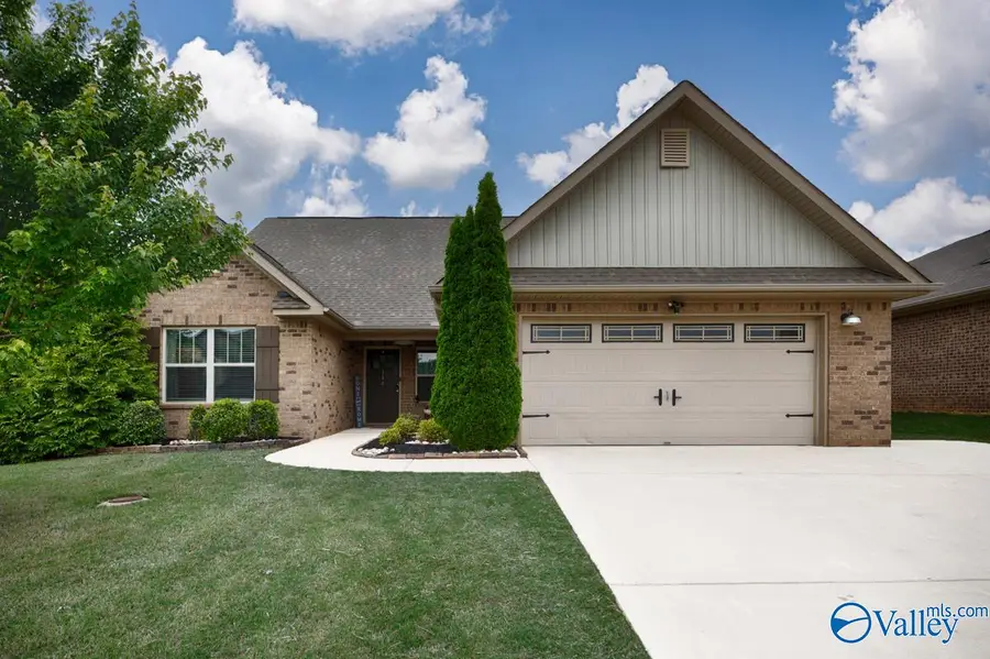 114 White Rock Drive, Harvest, AL 35749 - #2