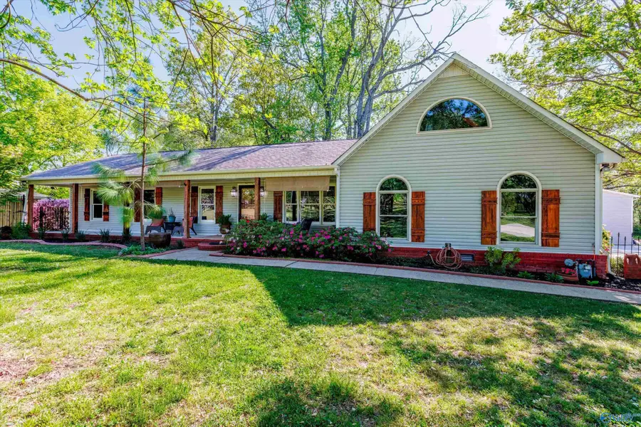 2045 Lindsay Lane S, Athens, AL 35613 - #2
