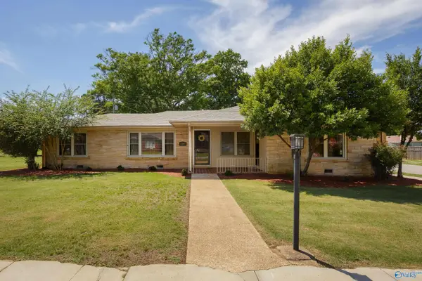 909 N Cave Street, Tuscumbia, AL 35674