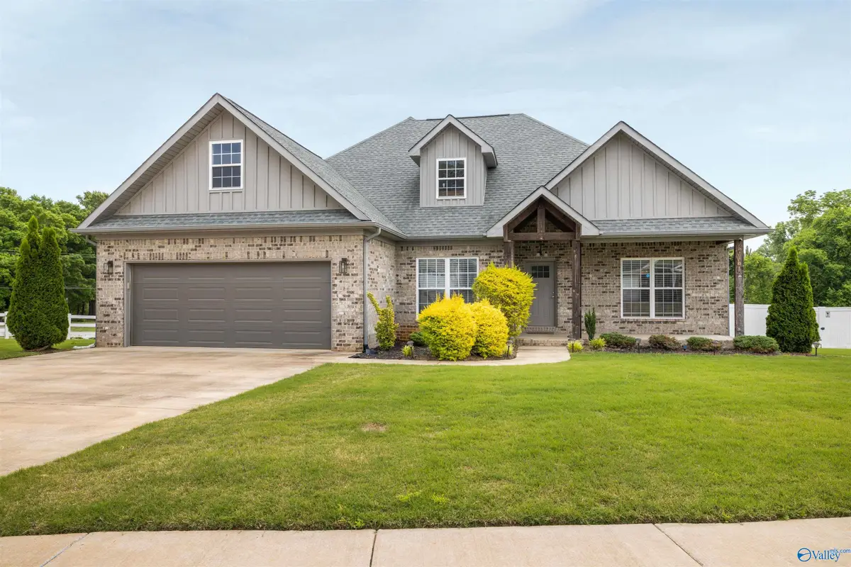 55 Rolling Brook Drive, Rogersville, AL 35652 - #1