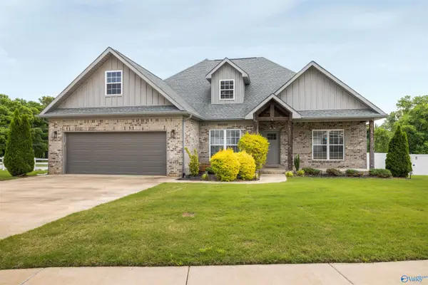 55 Rolling Brook Drive, Rogersville, AL 35652