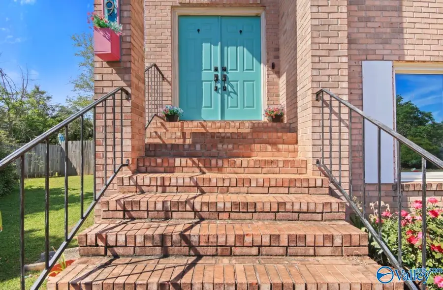 229 Sunset Circle W, Madison, AL 36758 - #2