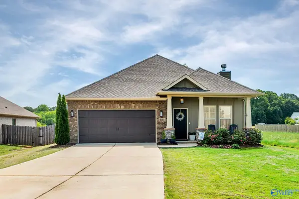 107 Windrose Lane, Huntsville, AL 35810