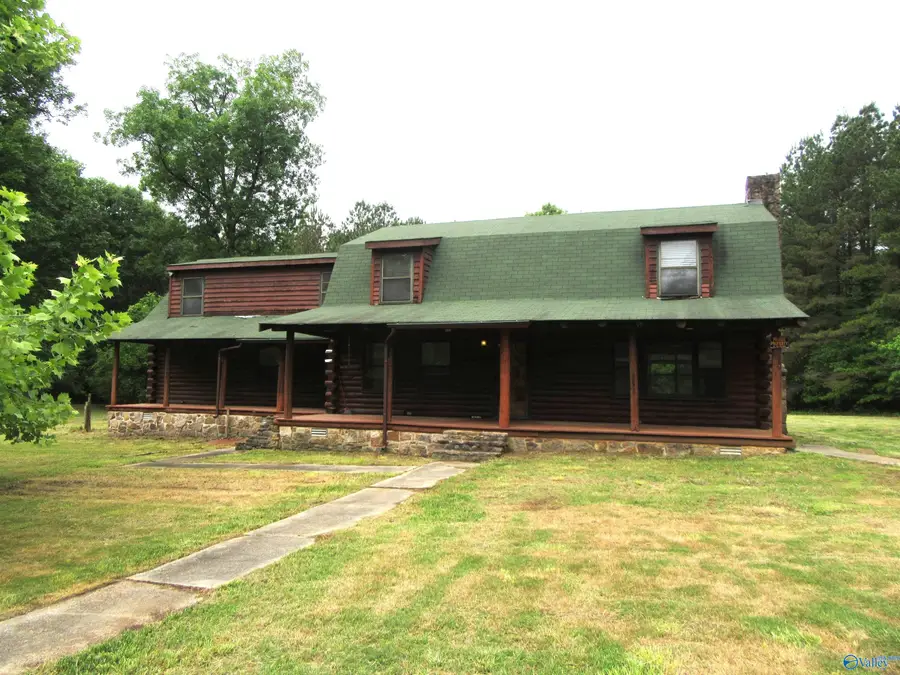 3809 South Chapel Hill Road, Decatur, AL 35603 - #3