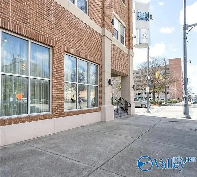 401 20th Street S #413, Birmingham, AL 35233 - #2
