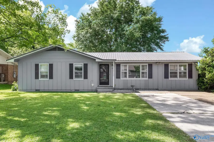 423 Clearview Street Sw, Decatur, AL 35601 - #3
