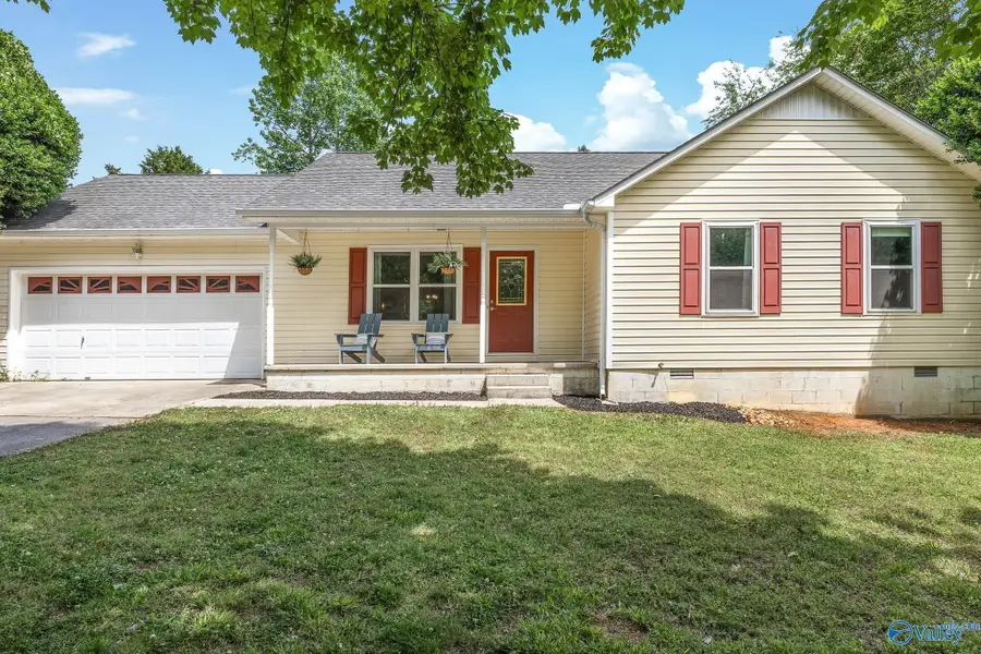 195 Widow Hornbuckle Road, New Market, AL 35761 - #2