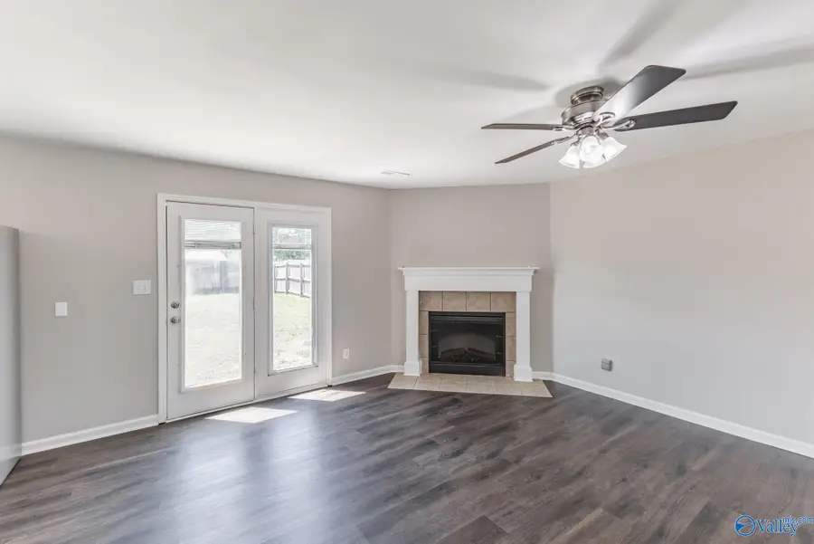 136 Farmington Drive, Harvest, AL 35749 - #3