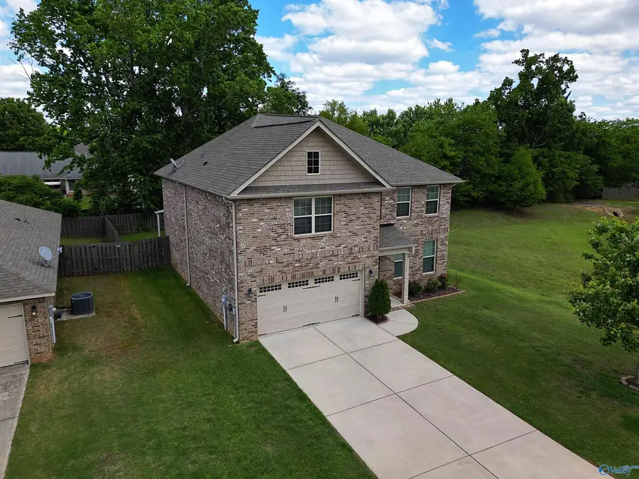 114 Summer Pointe Lane, Madison, AL 35757 - #2