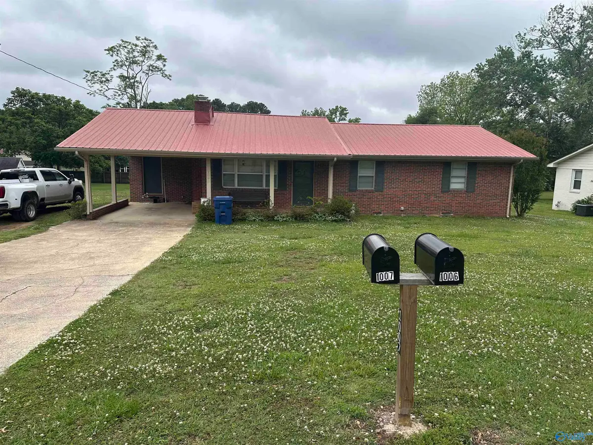 1007 Nelson Road, Albertville, AL 35950 - #1