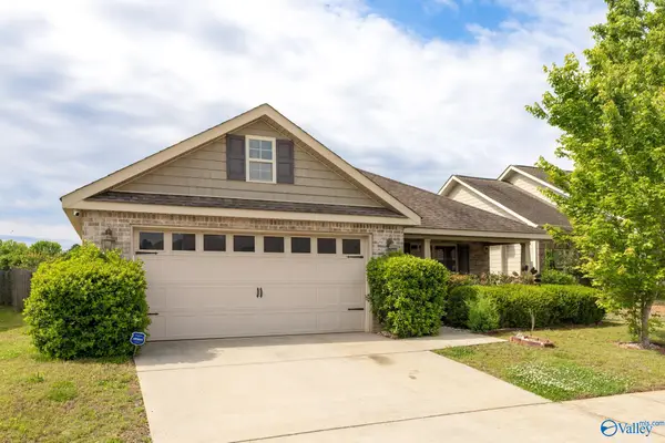 7018 Camrose Lane Nw, Huntsville, AL 35806
