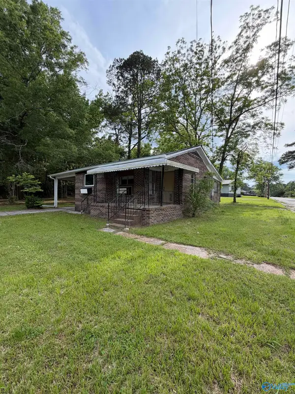 301 Davis Street, Gadsden, AL 35903