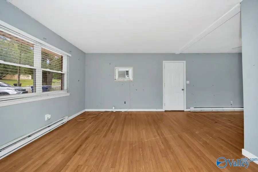 3807 Grizzard Road Nw, Huntsville, AL 35810 - #2
