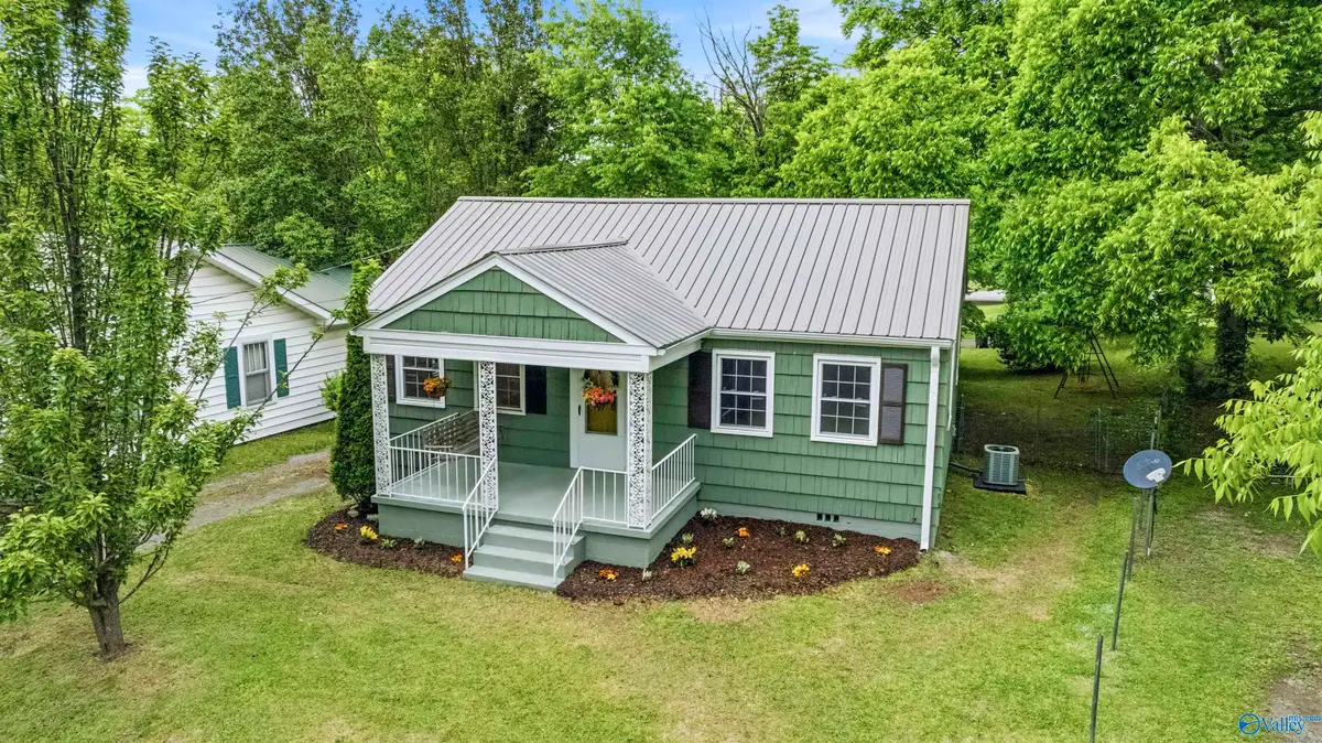 605 4th Street Ne, Fort Payne, AL 35967 - #1