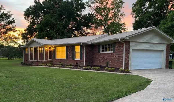 303 Van Buren Street, Scottsboro, AL 35768