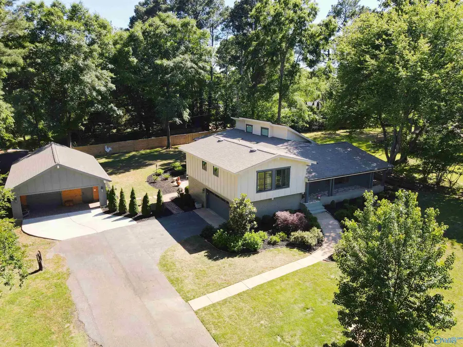 2105 Woodland Street, Decatur, AL 35601 - #2