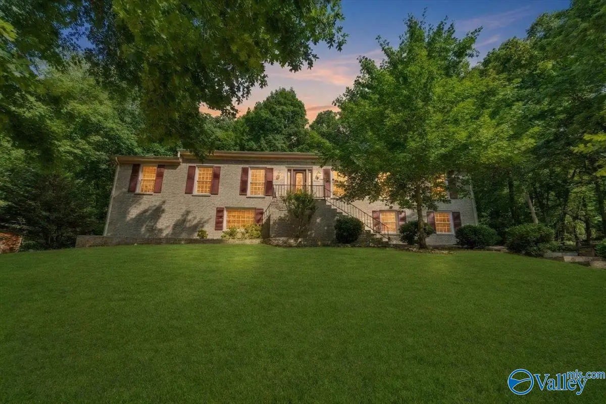 1506 Toney Drive Se, Huntsville, AL 35802 - #1