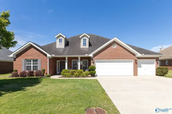 7006 Freedom Park Circle, Owens Cross Roads, AL 35763