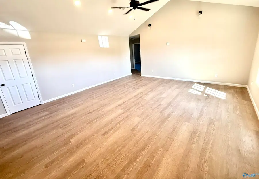 1047 Old Guntersville-gadsden Hwy, Boaz, AL 35956 - #2