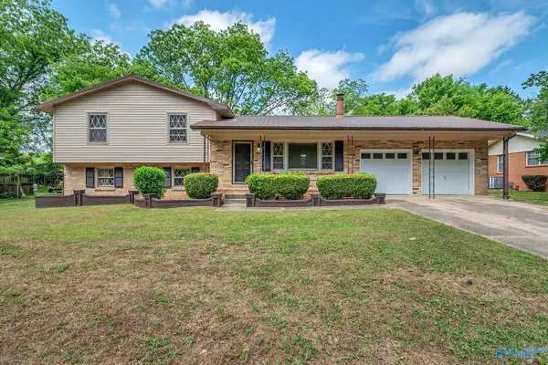 3907 Timbercrest Drive Nw, Huntsville, AL 35810
