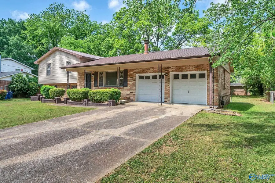 3907 Timbercrest Drive Nw, Huntsville, AL 35810 - #2