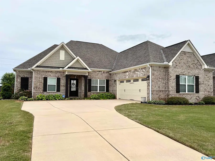 106 Shangrila Way, Meridianville, AL 35759 - #2