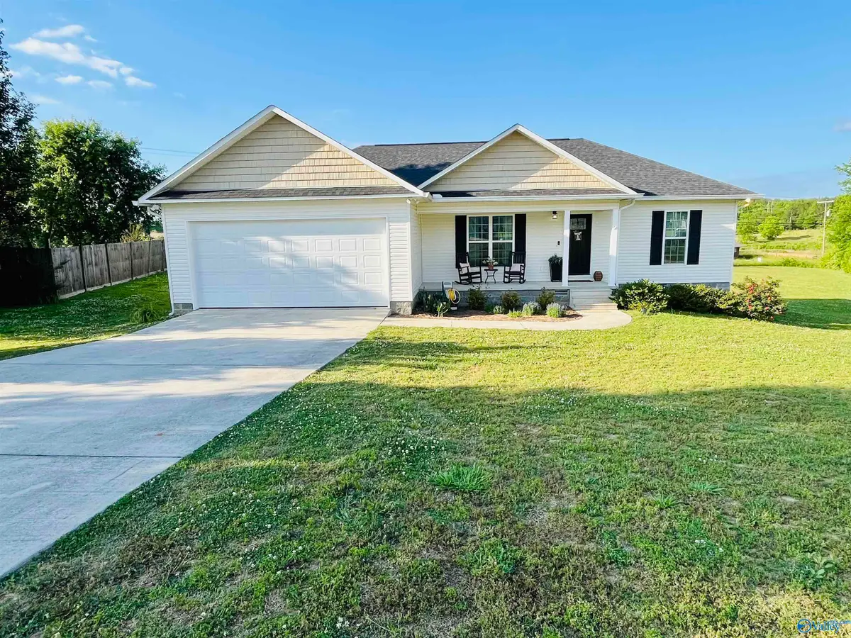 444 Granite Circle, Albertville, AL 35950 - #1
