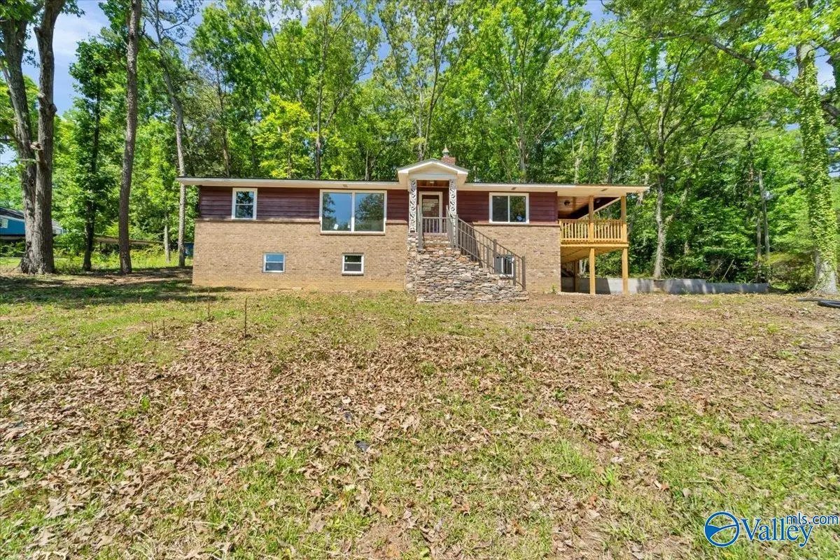 112 N Greenway Drive, Trinity, AL 35673 - #1